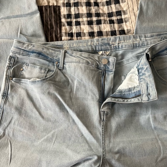 SOLD - Picture 5 of 5